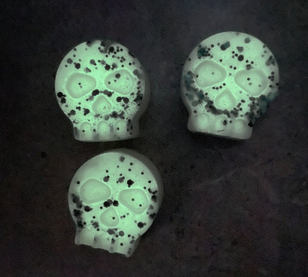 Hubba Bubba Bubblegum Glow In The Dark Sugar Skulls