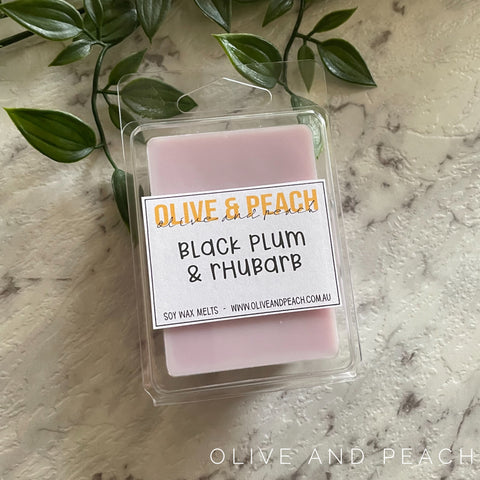 Black Plum & Rhubarb Clamshell